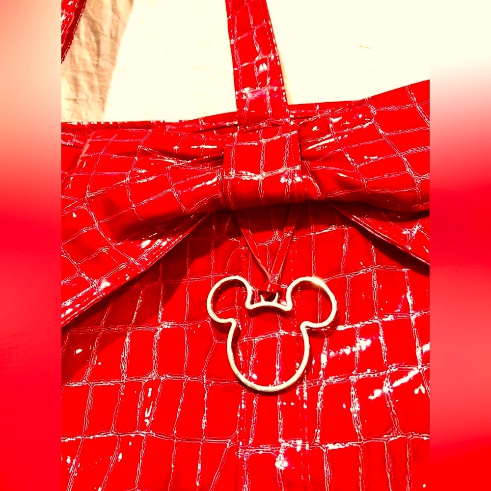 🦋WALT DISNEY WORLD Disneyland Resort large red tote size 21x15 NWOT - Picture 7 of 11